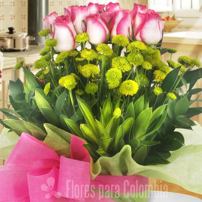 Arreglo Floral una cara rosas rosadas x 12