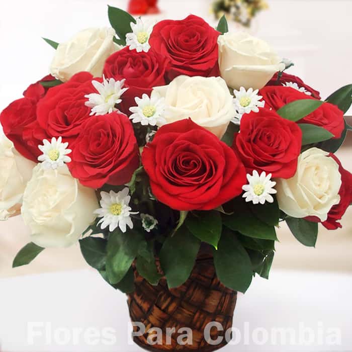 Arreglo Floral una cara varias flores x 18