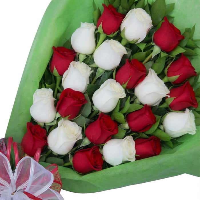 ramillete rosas varios colores x 18