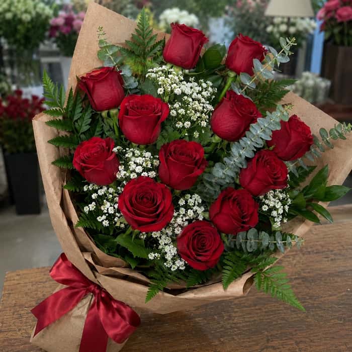 Ramillete coreano rosas rojas x 12