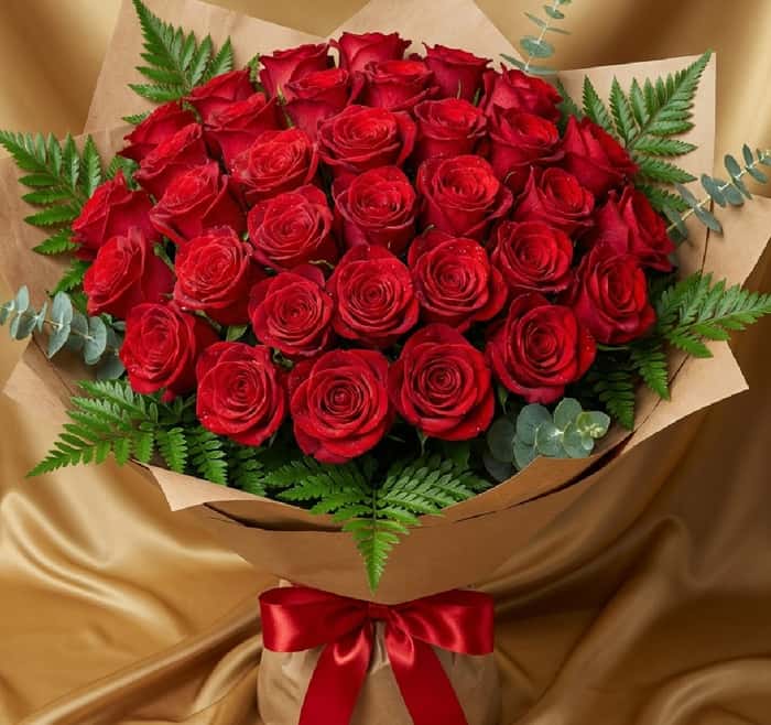 Ramillete coreano rosas rojas x 50