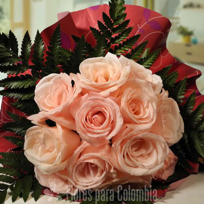Arreglo Floral una cara rosas rosadas x 12