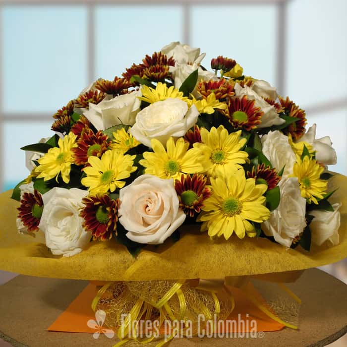 Arreglo Floral una cara varias flores x 17