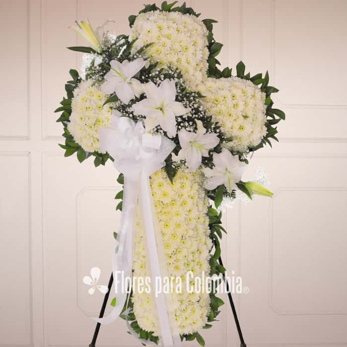 cruz varias flores