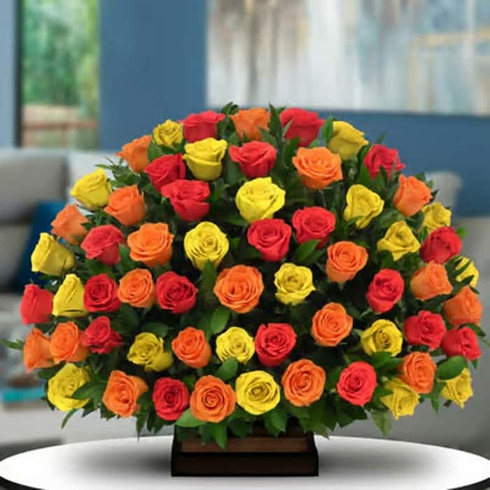 Arreglo Floral una cara rosas varios colores x 72